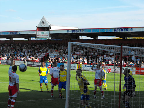 Altrincham FC Stadium - Moss Lane - Football Tripper