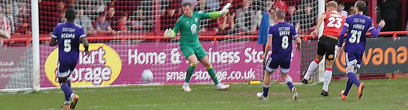 Altrincham 1-0 Southend United 