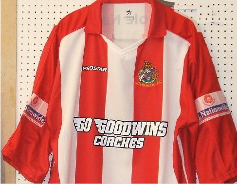 Altrincham Fc (The Robins) Skits #10 Training Jersey Shirt Trikot